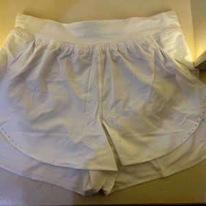 Lululemon Fast and Free 3' White size 10 Shorts